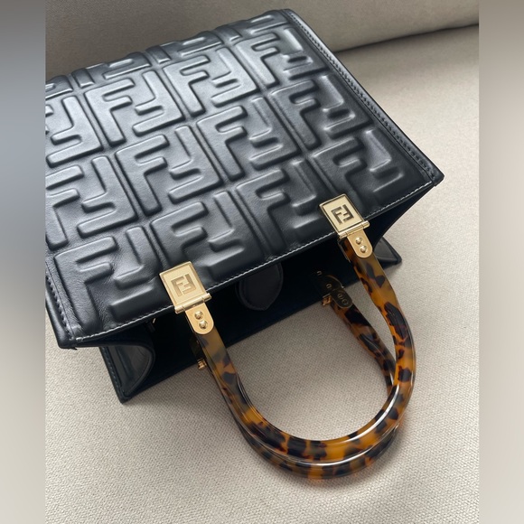 Authentic Fendi Sunshine Small black Embossed Tote with Tortoiseshell Handles - Picture 9 of 13